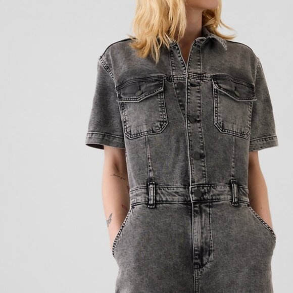 NWOT Tall Gap jumpsuit - Picture 1 of 2